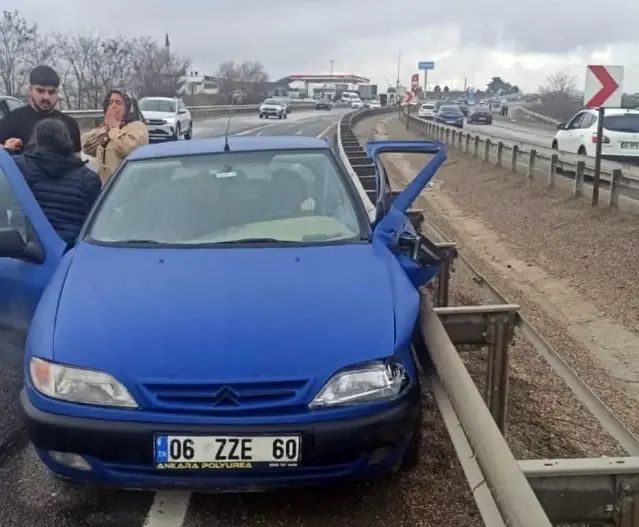 Karabük'te Kemikli Rampalarında Trafik Kazası: 1 Ölü, 3 Yaralı