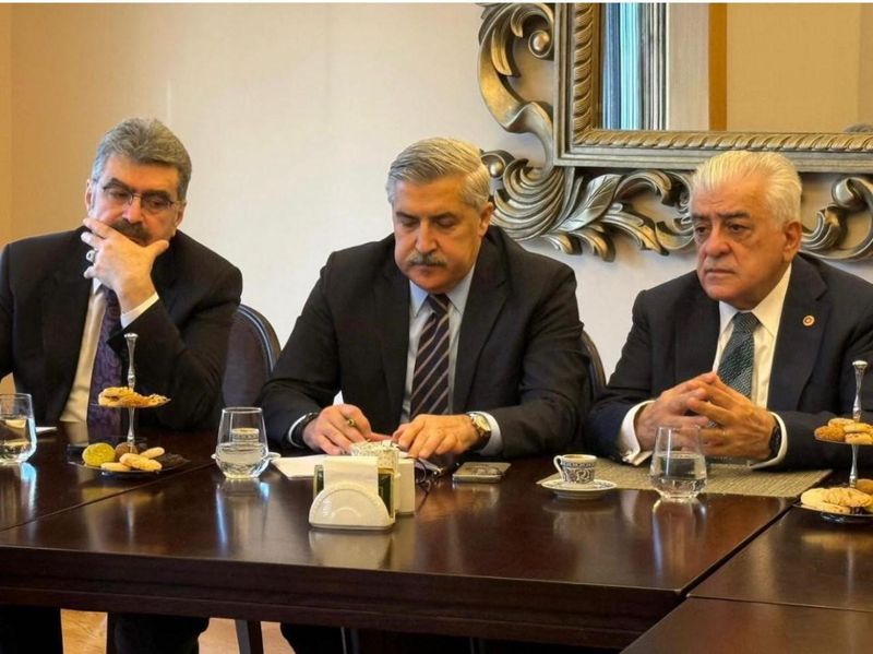 AK Parti Heyetinden Lefkoşa'da KKTC'nin Masadan Kaldırılamayacağı Mesajı