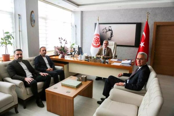 Sivas'ta Medikal Sektörün Ödeme Gecikmeleri ve Sorunları Masaya Yatırıldı