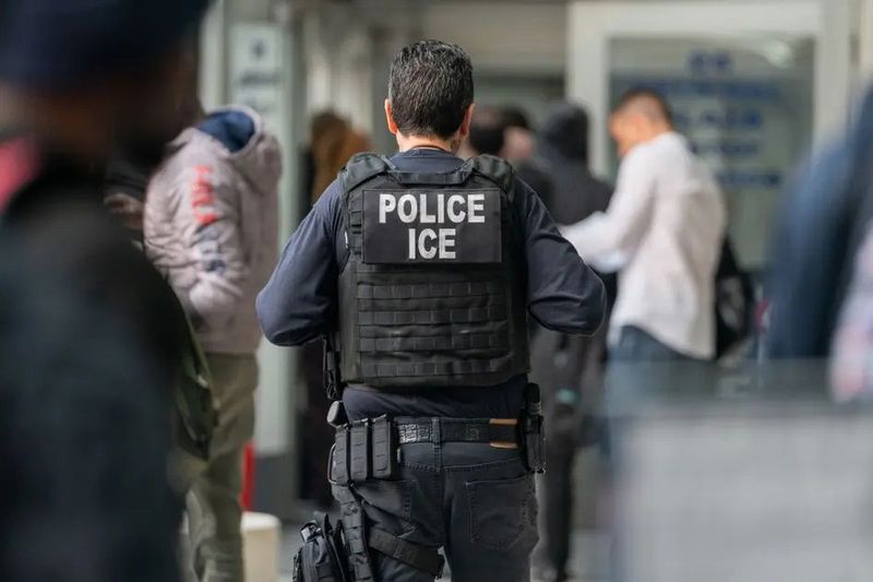 California'da ICE Operasyonunda Bir Şüpheli Yaralandı
