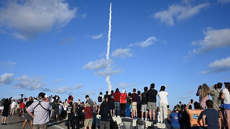 Uzay Tutkunları İçin Dünya Genelindeki Önemli Uzay Merkezleri ve Fırlatma Alanları