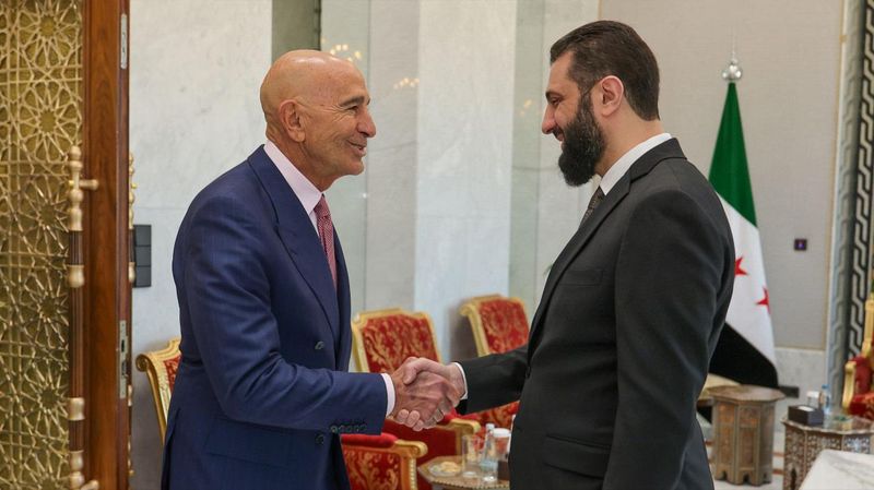 Suriye Ordusu, ABD'nin Çekildiği Şeddadi Hava Üssünü Teslim Aldı