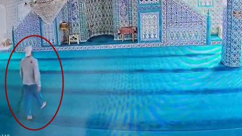 Cezaevinden izinli çıkan kişi Mudanya'daki üç camide ses sistemlerine zarar verdi