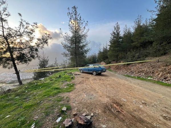 Osmaniye Bahçe'de Park Halindeki Araçta Erkek Cesedi Bulundu