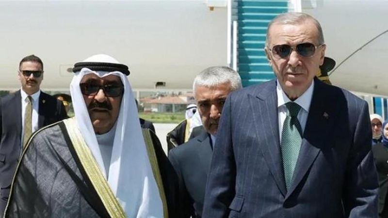 Cumhurbaşkanı Erdoğan, Kuveyt Emiri ile Telefonda Görüştü ve Geçmiş Olsun Diledi