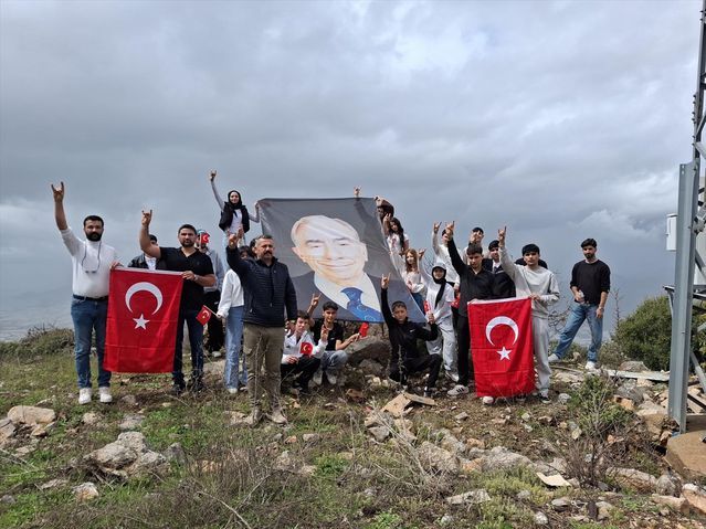 Anamur Ülkü Ocakları Alparslan Türkeş'i Anmak İçin Yürüyüş Düzenledi