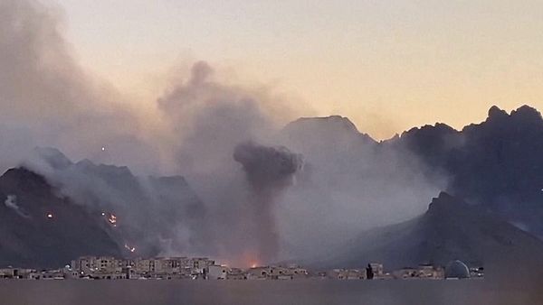 İran Merkezindeki Patlamalar Kayıt Altına Alındı; İsrail ile Gerilim Derinleşiyor