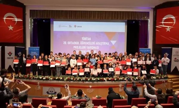20. TÜBİTAK Ortaokul Proje Yarışması Ödülleri Erciyes Üniversitesi'nde Verildi