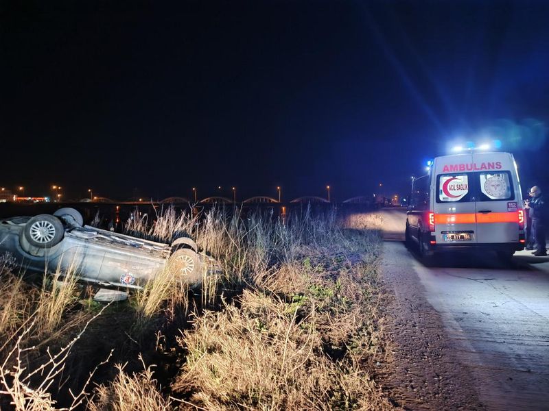 Samsun'da Oyunda Tanıştığı Kadınla Buluşan Şahıs, Kocası Takip Edince Kaza Yaptı