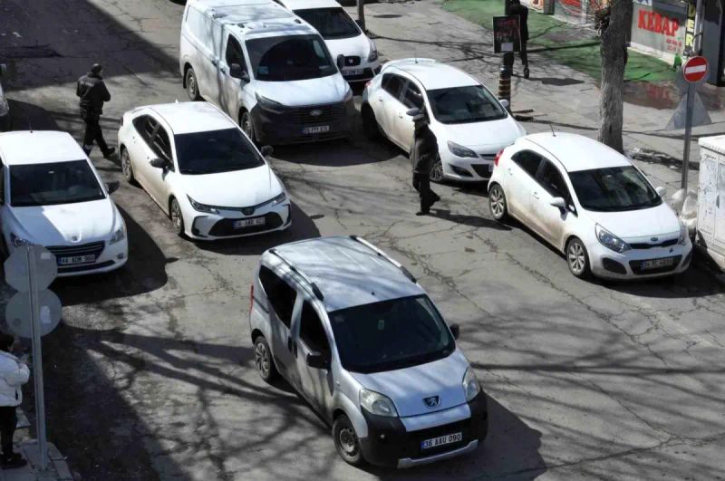 Kars'ta Trafiğe Kayıtlı Araç Sayısı 55 Bin 158'e Yükseldi