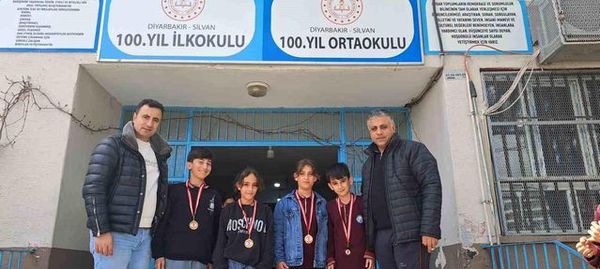 Silvan'da Kızılay Kan Bağışı Kampanyası Coşkuyla Gerçekleşti