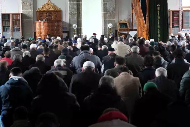 Samsun'da Ramazan Bayramı ve Cuma Namazı Aynı Günde Kutlandı