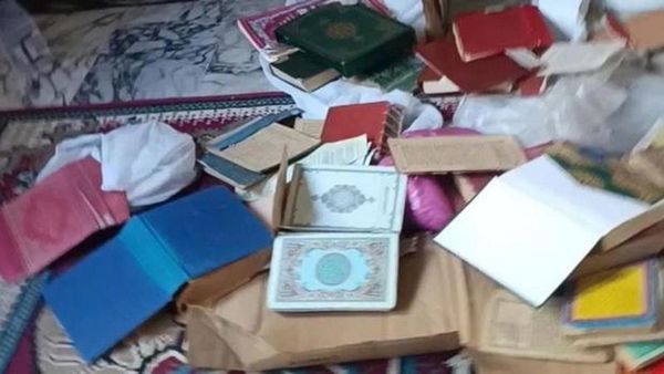 Adana'da Kursa Saldıran Şüpheliler Kur'an-ı Kerimlere Zarar Verdi