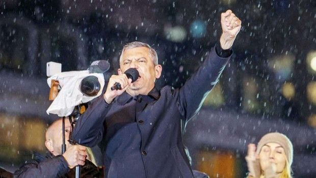 CHP Lideri Özel: Altın Yumurtlayan Tavuk Satılıyor