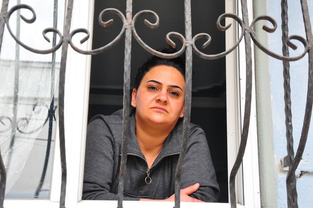 Esra Yalınkaya, Evlilik Sonrası Süregelen Şiddet ve Tehditlerle Mücadele Ediyor