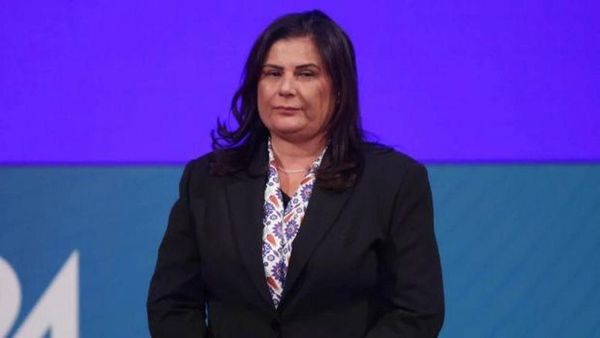 Özlem Çerçioğlu İhaleye Fesat ve Görevi Kötüye Kullanma Suçlarından Beraat Etti