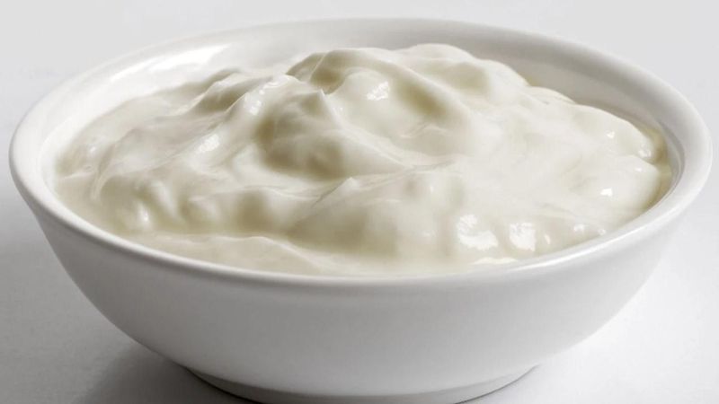 Yoğurt Tüketimi Kalın Bağırsak Kanseri Riskini %20 Azaltıyor