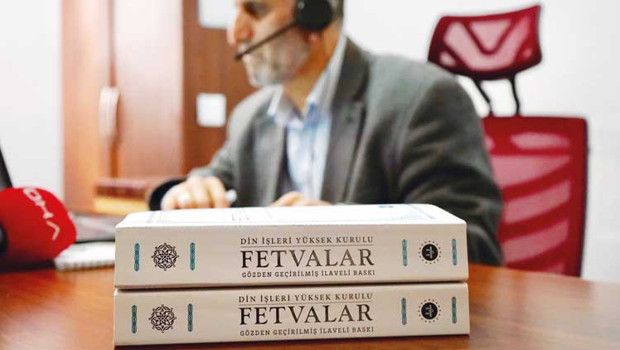 Ramazan’da Alo Fetva Hattı’na Başvurular İki Katına Çıktı