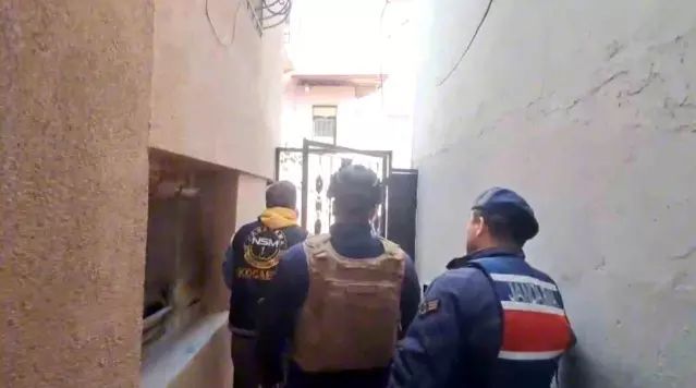 Kocaeli'de Uyuşturucu Operasyonunda 36 Kişi Gözaltına Alındı