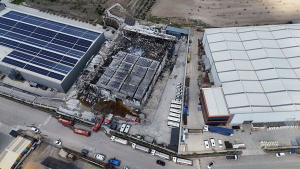 Sincan'daki Medikal Fabrikadaki Yangında Soğutma Çalışmaları Tamamlandı