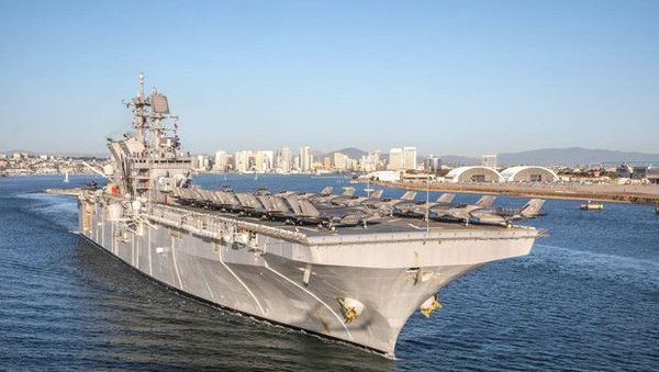 ABD Deniz Kuvvetleri USS Tripoli Amfibi Hücum Gemisini Orta Doğu'ya Gönderdi