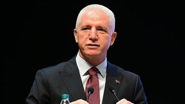 İstanbul Valisi Gül'den Öğrencilere 10 Bin TL Bayram Bursu Müjdesi