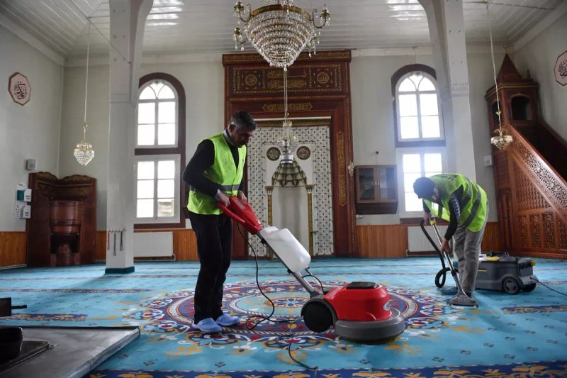 Erzurum'da Ramazan Öncesi 376 Cami ve Mescitte Temizlik ve Dezenfeksiyon Çalışması