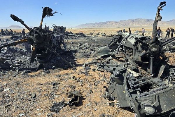 İran, ABD'nin Kendi Askerlerini Bombaladığını İddia Etti