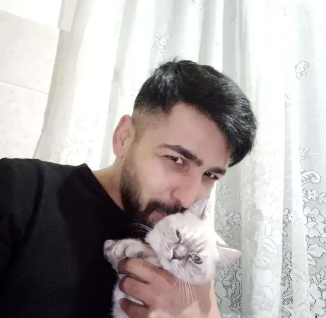 Antalya'da Epilepsi Hastası Genç Evinde Ölü Bulundu, Teyzesinin Acı Feryadı Yürekleri Dağladı