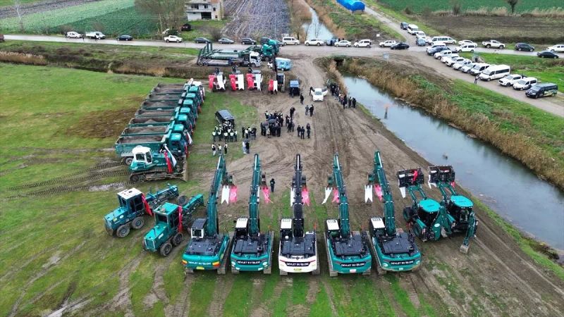 Bafra Ovası’nda Drenaj Kanalları Temizlik ve Bakım Çalışmaları Başladı