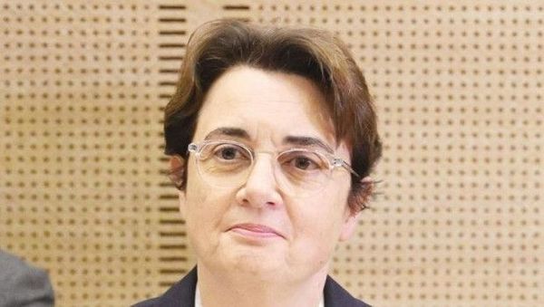 Louvre Müze Müdürü Des Cars Görevinden Ayrıldı