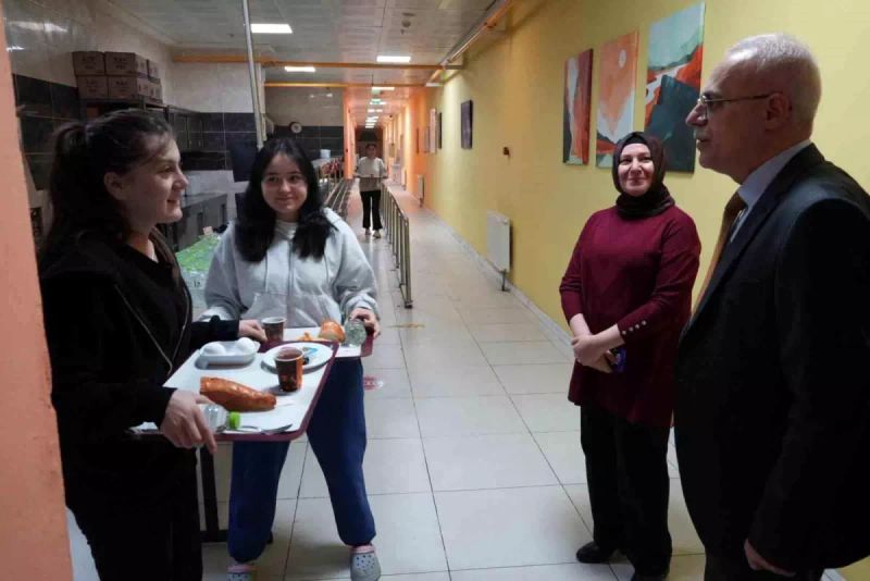 Düzce'de Öğrenci Yurtlarında Denetim ve Değerlendirme Çalışmaları Yapıldı