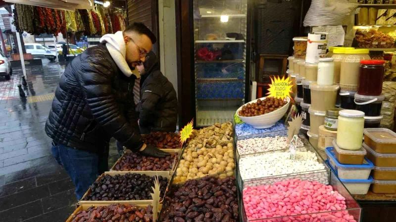 Gaziantep Almacı Pazarı Ramazan Hazırlıklarıyla Canlandı