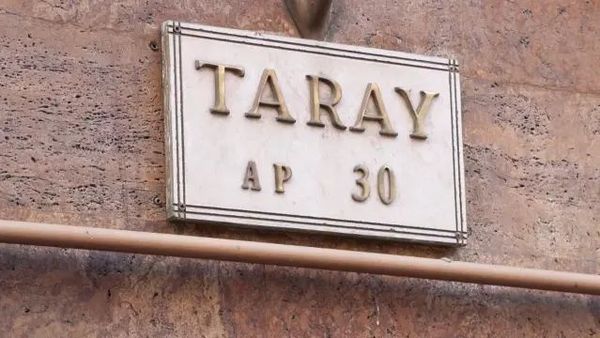 Orhan Pamuk'un Taray Apartmanı İçin Yıkım Kararı Kesinleşti