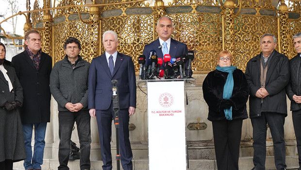 Bakan Ersoy: Ayasofya Restorasyonunda Süreç Devam Ediyor, Sultanahmet'teki Çalışmalar Tamamlandı