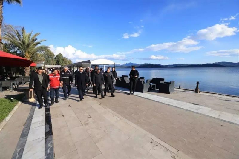 Vali Akbıyık, Köyceğiz’de Su Baskını Sonrası Esnafı Ziyaret Etti