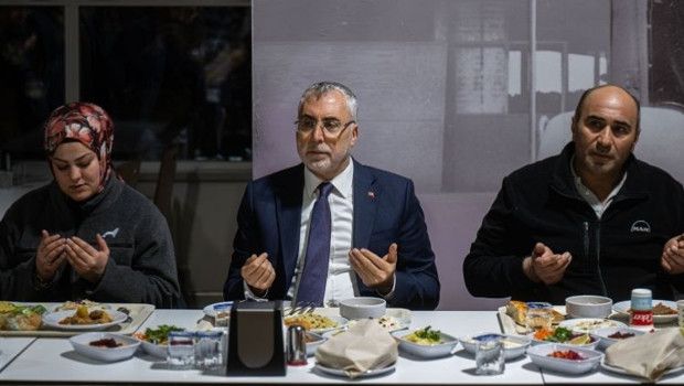 Çalışma Bakanı Işıkhan, Akyurt'ta İşçilerle İftarda Buluştu