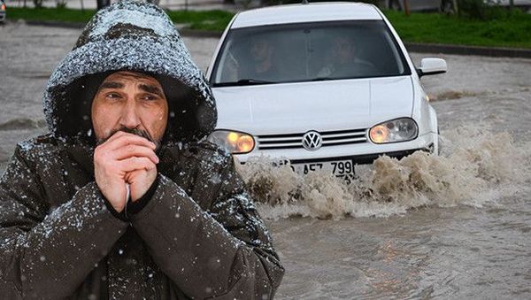 Meteoroloji Uyardı: Sıcaklık Düşüyor, Kuvvetli Yağış ve Zirai Don Tehlikesi Başlıyor