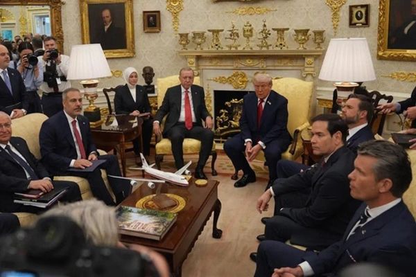 ABD, Türkiye'den Arabuluculuk İstedi; İran ile Görüşmelerde Yeni Dönem