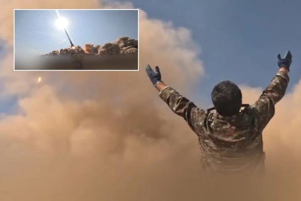 İran, Savaşta İlk Kez Siccil Balistik Füzesini Kullandı