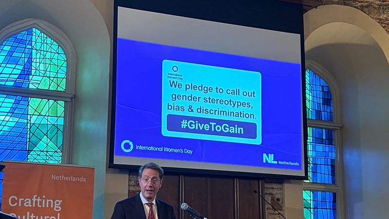 Hollanda-Türkiye İşbirliğiyle Kültürde Kadın Başarıları Masaya Yatırıldı