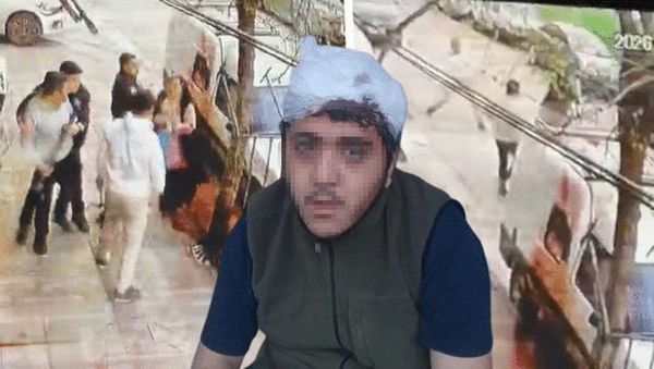 Sultangazi'de Zihinsel Engelli Genç ve Annesi Sopalarla Saldırıya Uğradı