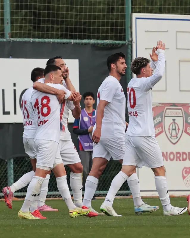 Altınordu, Zirve Takipçisi Muğlaspor ile Kritik Maçta Karşılaşacak