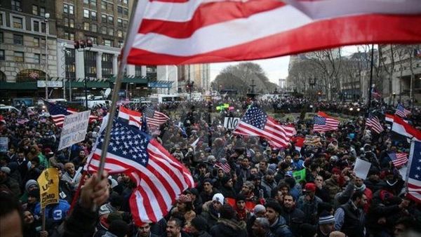 ABD Genelinde "Kral Yok" Protestoları Trump’ın İran Politikalarına Tepki Olarak Yayılıyor