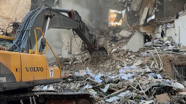 İsrail'in Beyrut saldırılarında en az 182 kişi hayatını kaybetti, yüzlerce yaralı var