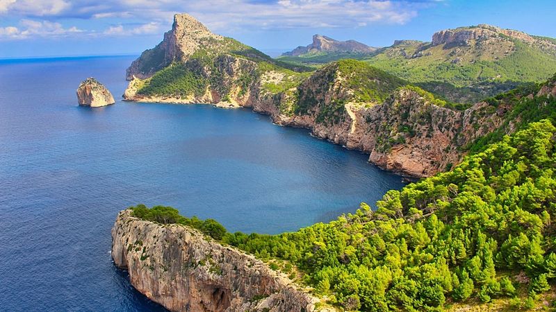 Mallorca’nın Doğu Kıyısında Yeni 100 Kilometrelik Yürüyüş Rotası Açıldı