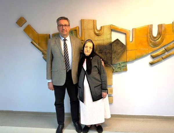 Erciyes Üniversitesi’nde 3,7 Kiloluk Yumuşak Doku Tümörü Başarıyla Alındı