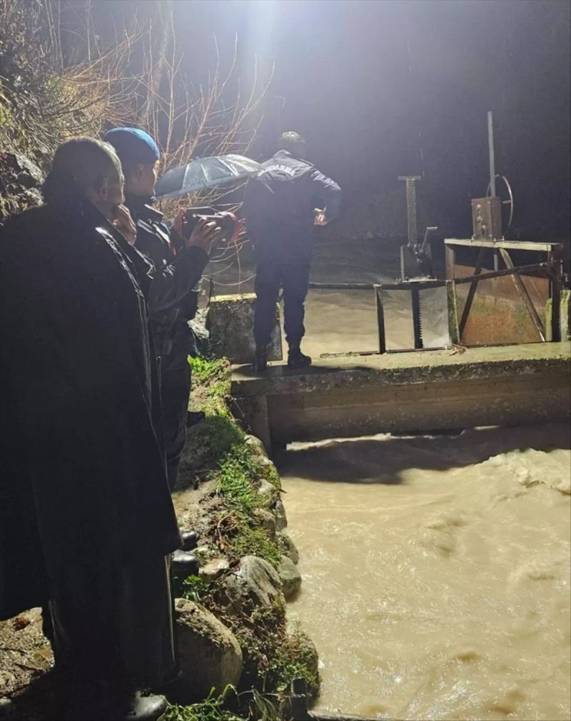 Denizli Çameli'de Yükselen Derede Sürüklene Kişi Hayatını Kaybetti