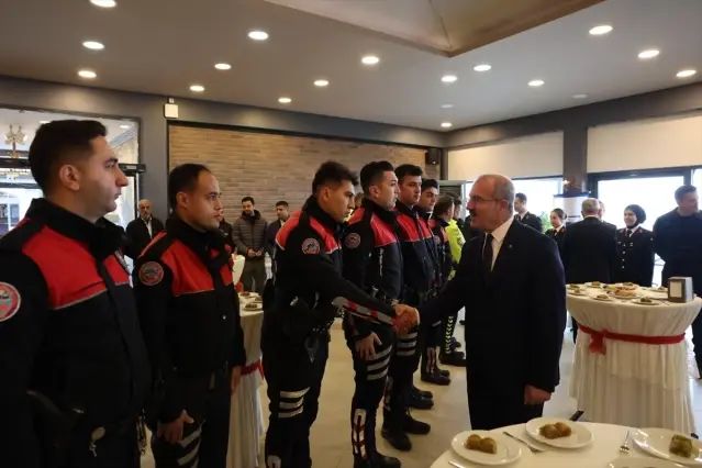 Çanakkale'de Ramazan Bayramı Bayramlaşma Töreni Düzenlendi