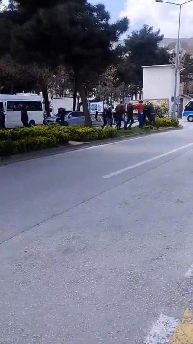 Bursa Orhangazi'de Park Yeri Tartışması Kavgaya Dönüştü